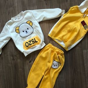 Ozi Shule Tracksuit! Fun colours, style & comfort